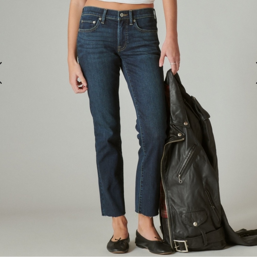 Lucky Brand Sweet ’N Low Cropped Dark Wash Denim Jeans Straight Leg Raw Hem